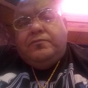 Meet your Posher, Leo